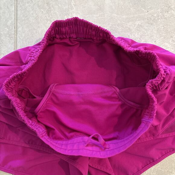 Lululemon Shorts Women’s Sz 8 Hotty Hot Lined Logo Pink 4” Inseam Hi Rise - Picture 5 of 12